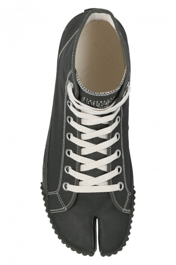 Maison margiela split toe shoes hotsell